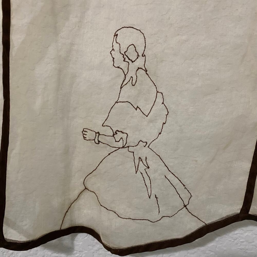 Vintage Organdy Tea Apron Colonial Lady Embroidered Sheer - Picture 3 of 9